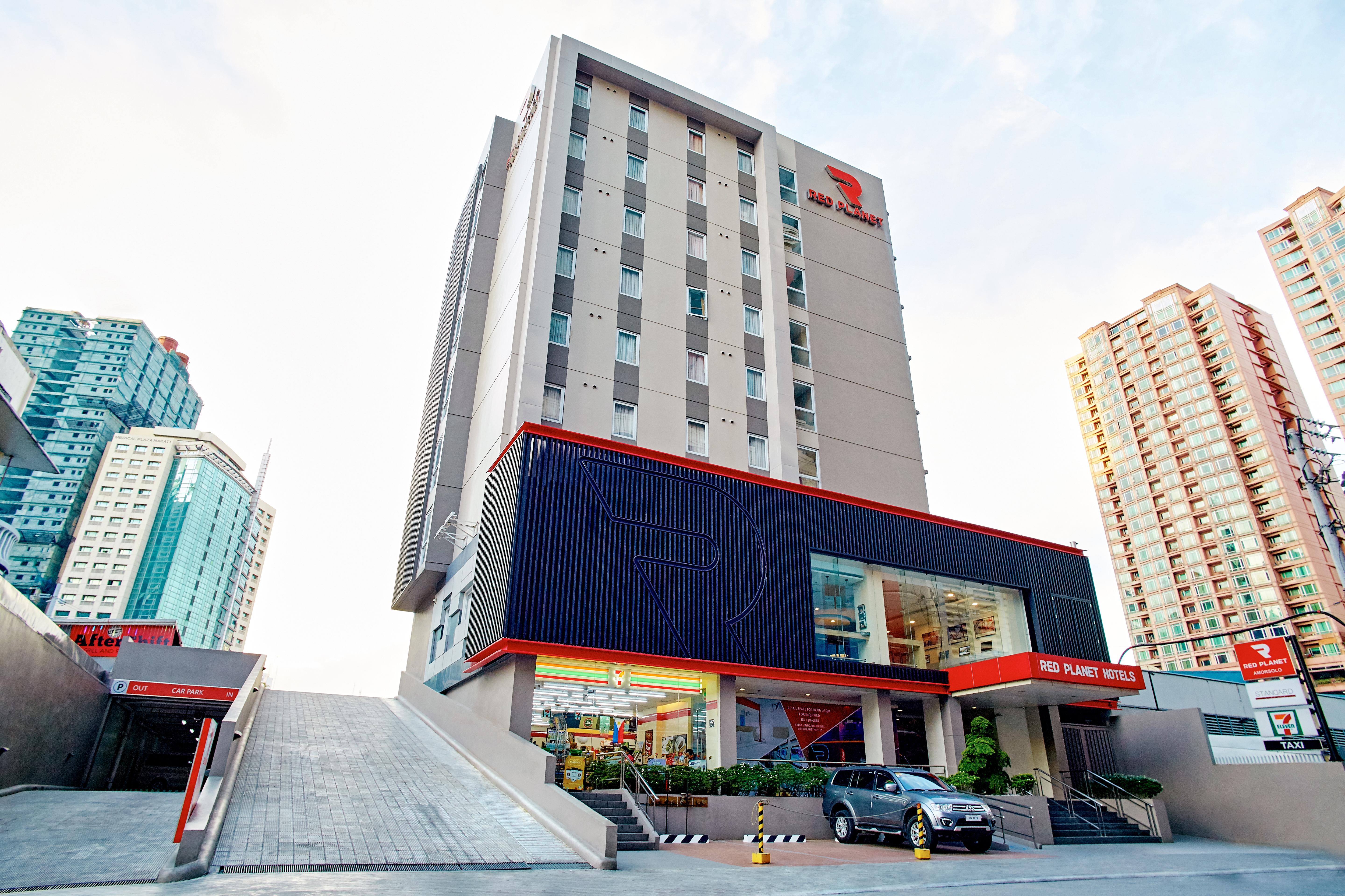 Red Planet Makati Amorsolo Makati City Exterior photo