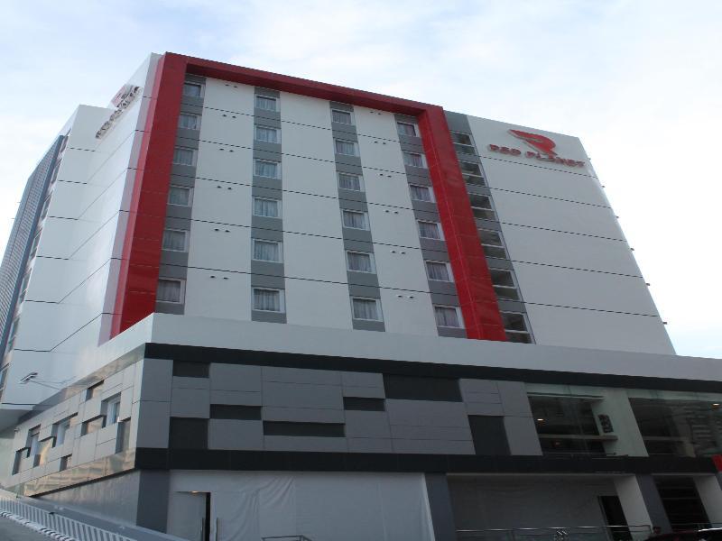 Red Planet Makati Amorsolo Makati City Exterior photo