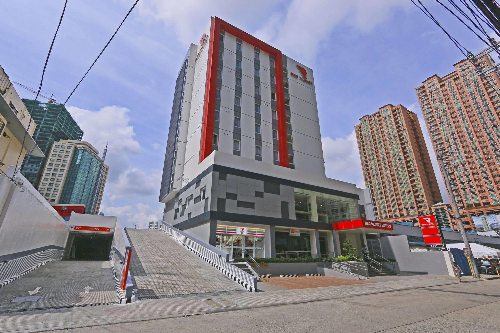 Red Planet Makati Amorsolo Makati City Exterior photo