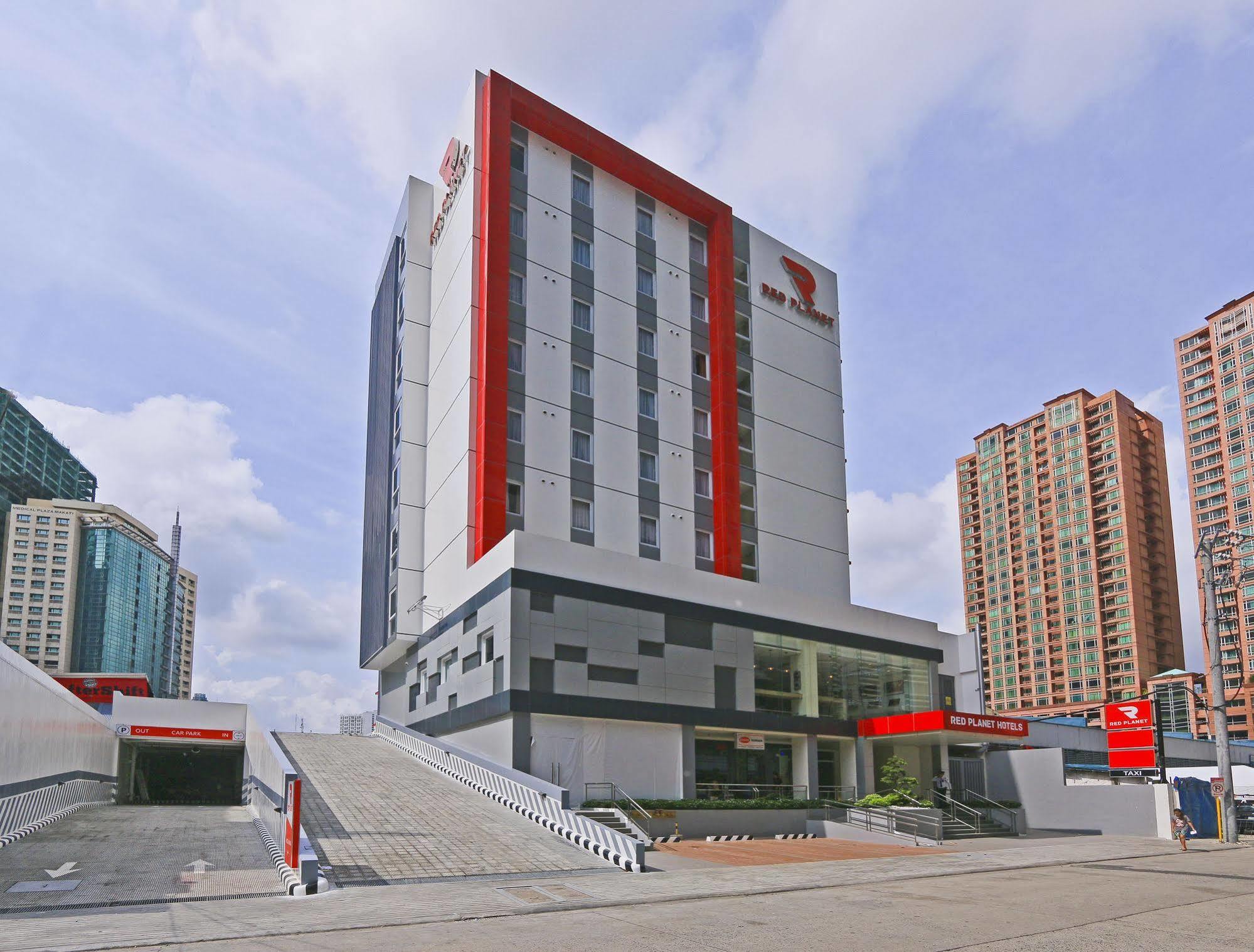 Red Planet Makati Amorsolo Makati City Exterior photo